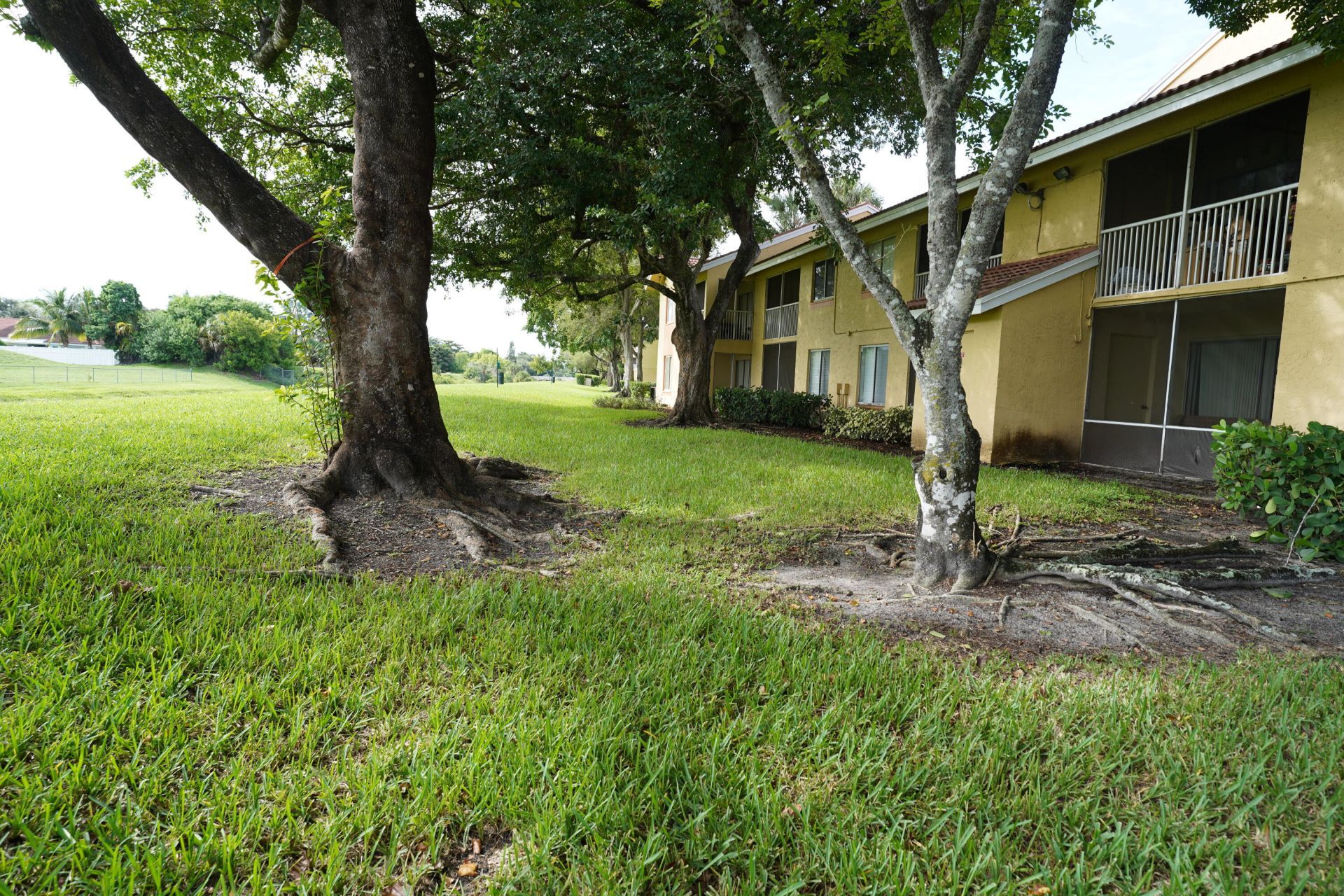 1015 Coral Club Drive, Unit 1015, Coral Springs, FL 33071 Photo