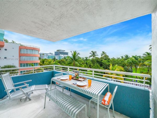 200 Ocean Dr , Unit 5D, Miami Beach, FL 33139