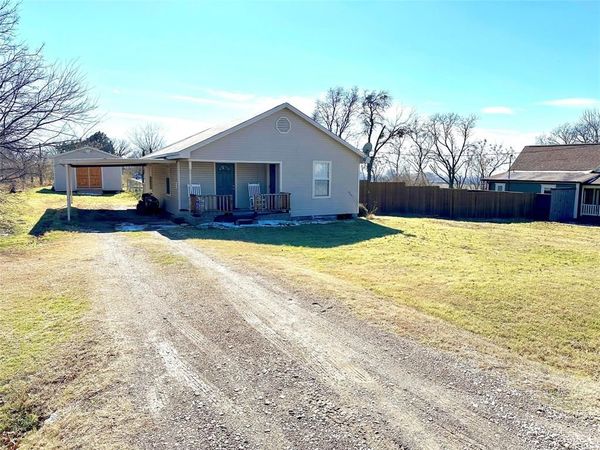 900 W Avenue F, Midlothian, TX 76065