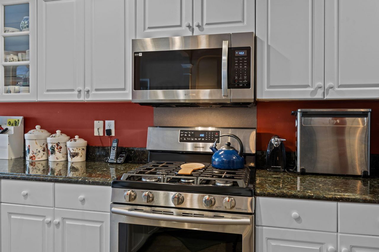 600 Pointe Of Oaks Road Photo 12