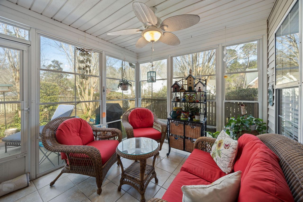 600 Pointe Of Oaks Road Photo 16