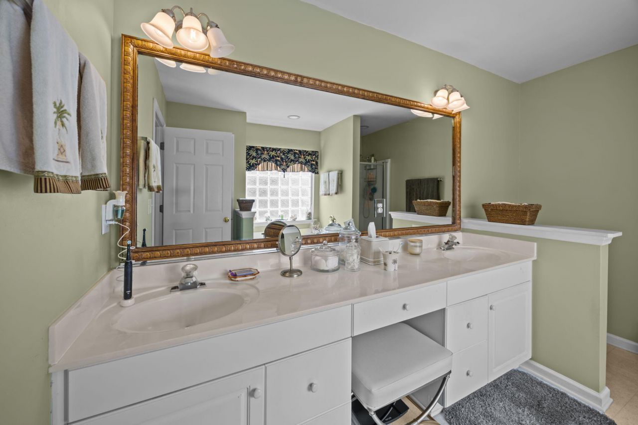 600 Pointe Of Oaks Road Photo 19