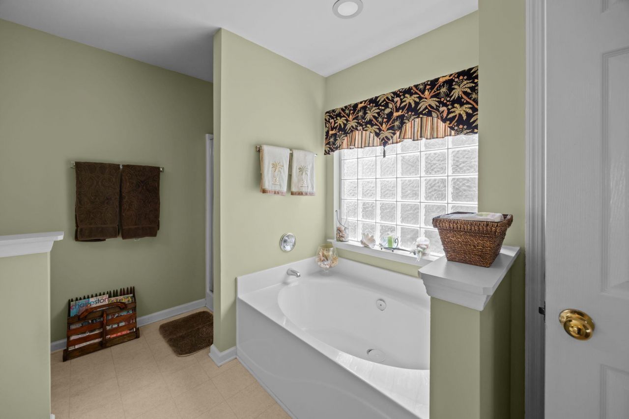 600 Pointe Of Oaks Road Photo 20