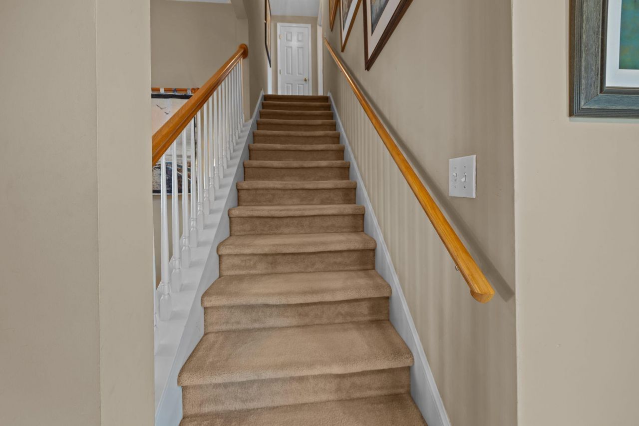 600 Pointe Of Oaks Road Photo 29