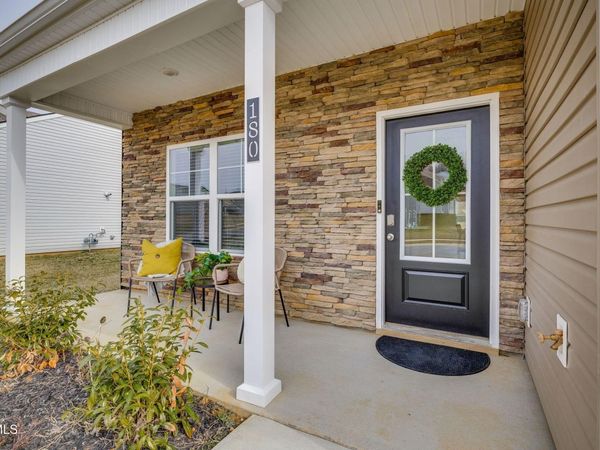 180 Tanasqui Drive, Johnson City, TN 37604