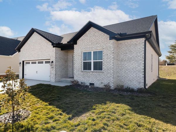 3407 Southall Boulevard , Bowling Green, KY 42101