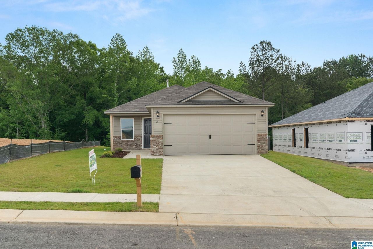 65 Jemison Trails Drive, Jemison, AL 35085 Main Photo