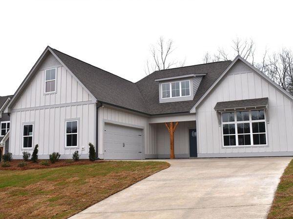 409 GATESHEAD DRIVE, STERRETT, AL 35147