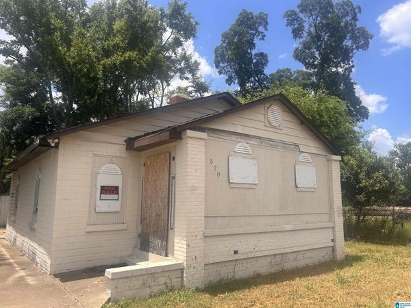 528 1ST STREET SW, BIRMINGHAM, AL 35211