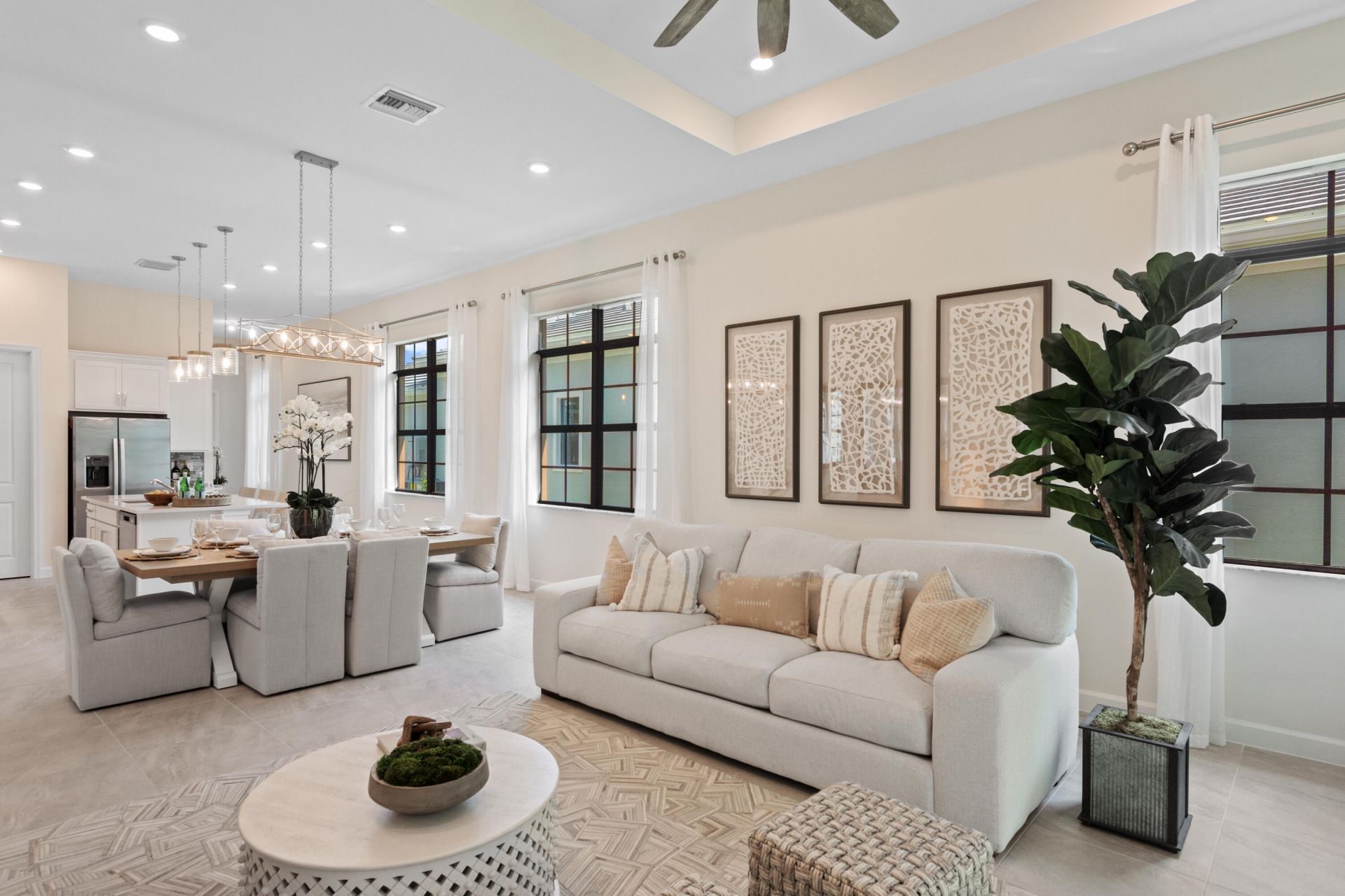 560 SE Fascino Circle, Port Saint Lucie, FL 34984 Photo