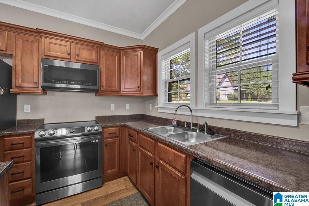 113 Kingston Court, Birmingham, AL 35211 Main Photo