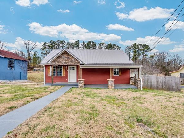 425 Young St, Sparta, TN 38583