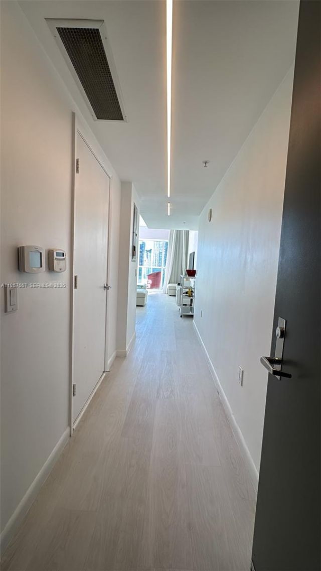 41 SE 5th St , Unit 2004, Miami, FL 33131 Photo