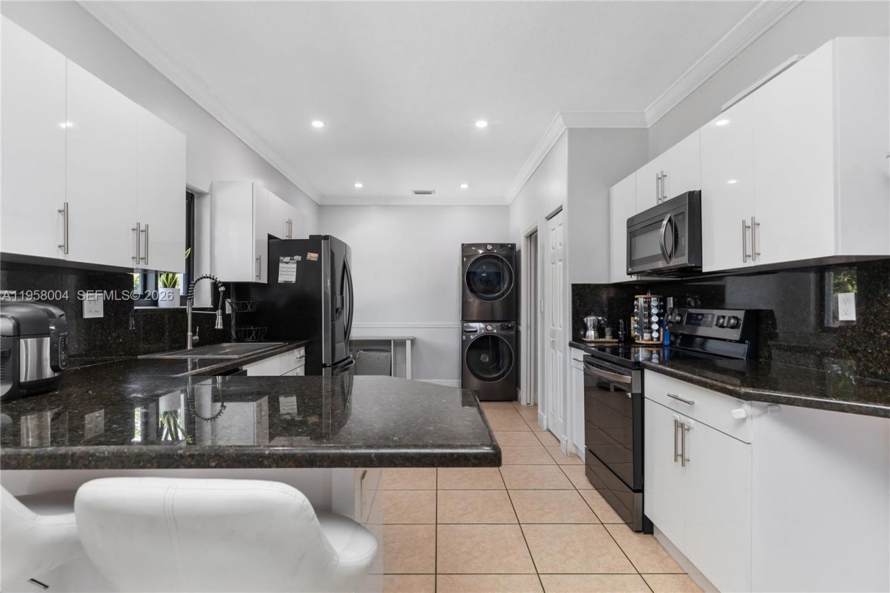 20140 SW 132nd Ave, Miami, FL 33177 Photo