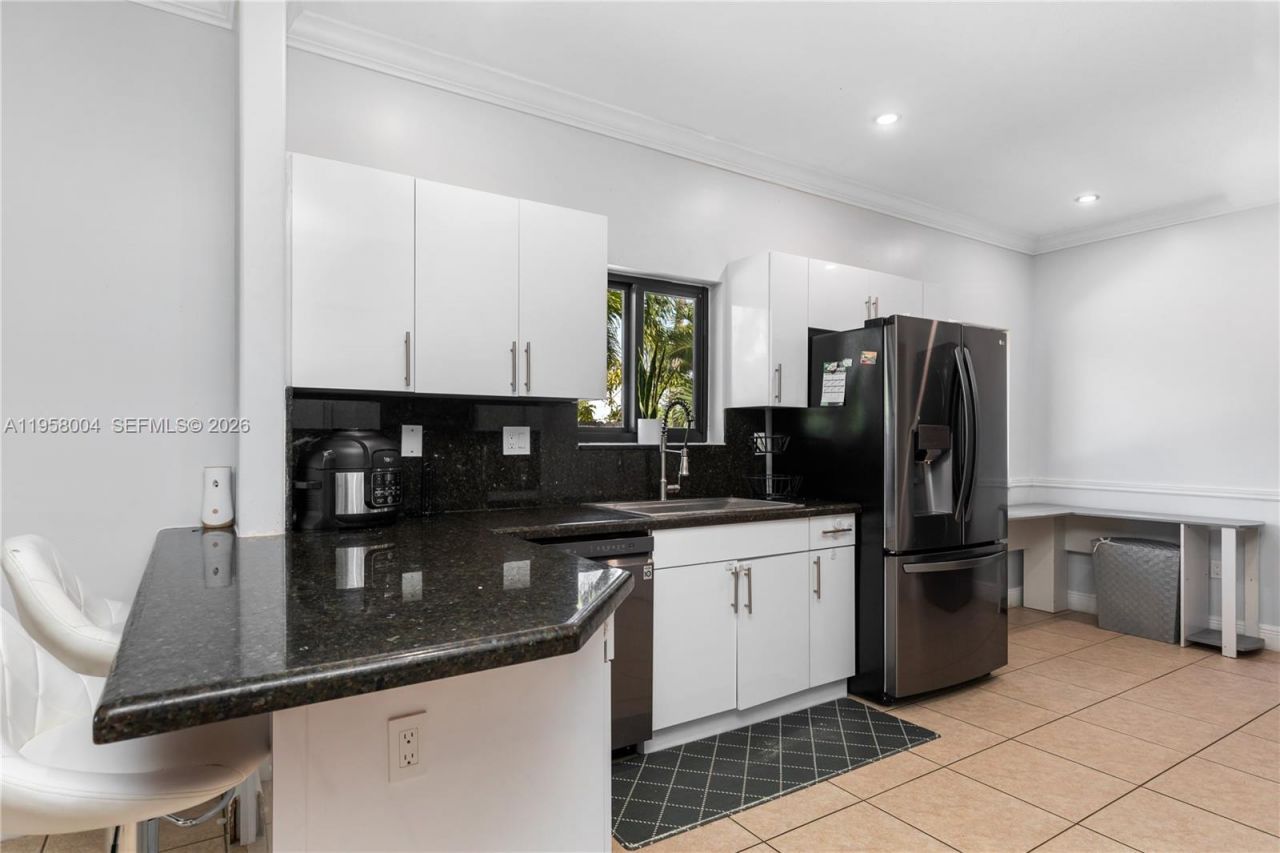 20140 SW 132nd Ave, Miami, FL 33177 Photo