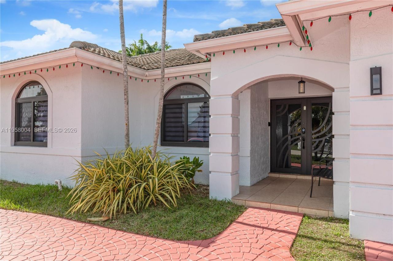 20140 SW 132nd Ave, Miami, FL 33177 Photo