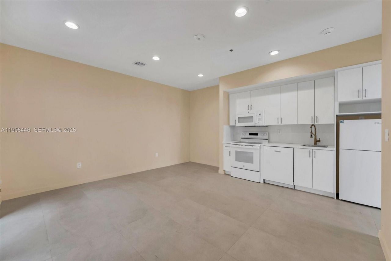 123 NW 14th St , Unit 302, Miami, FL 33136 Photo