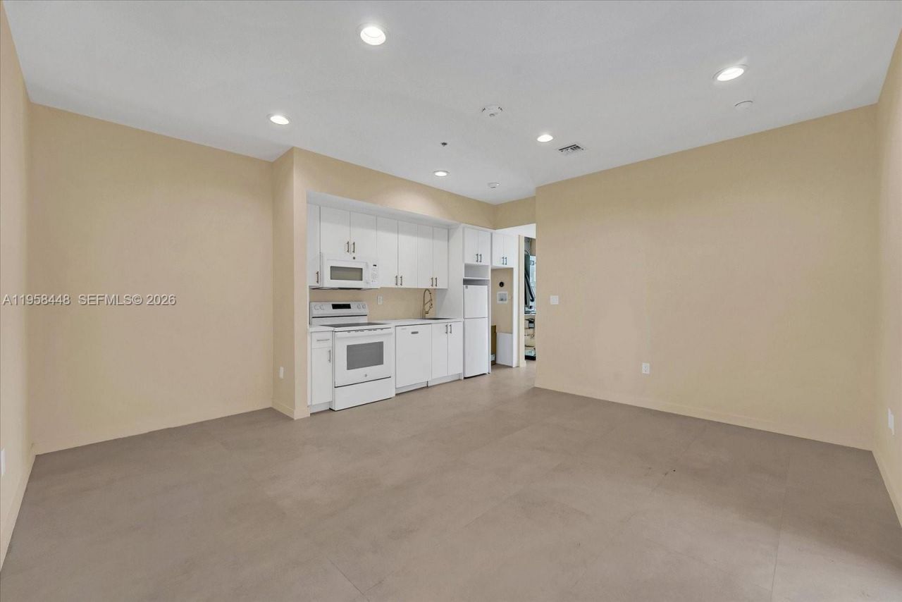 123 NW 14th St , Unit 302, Miami, FL 33136 Photo