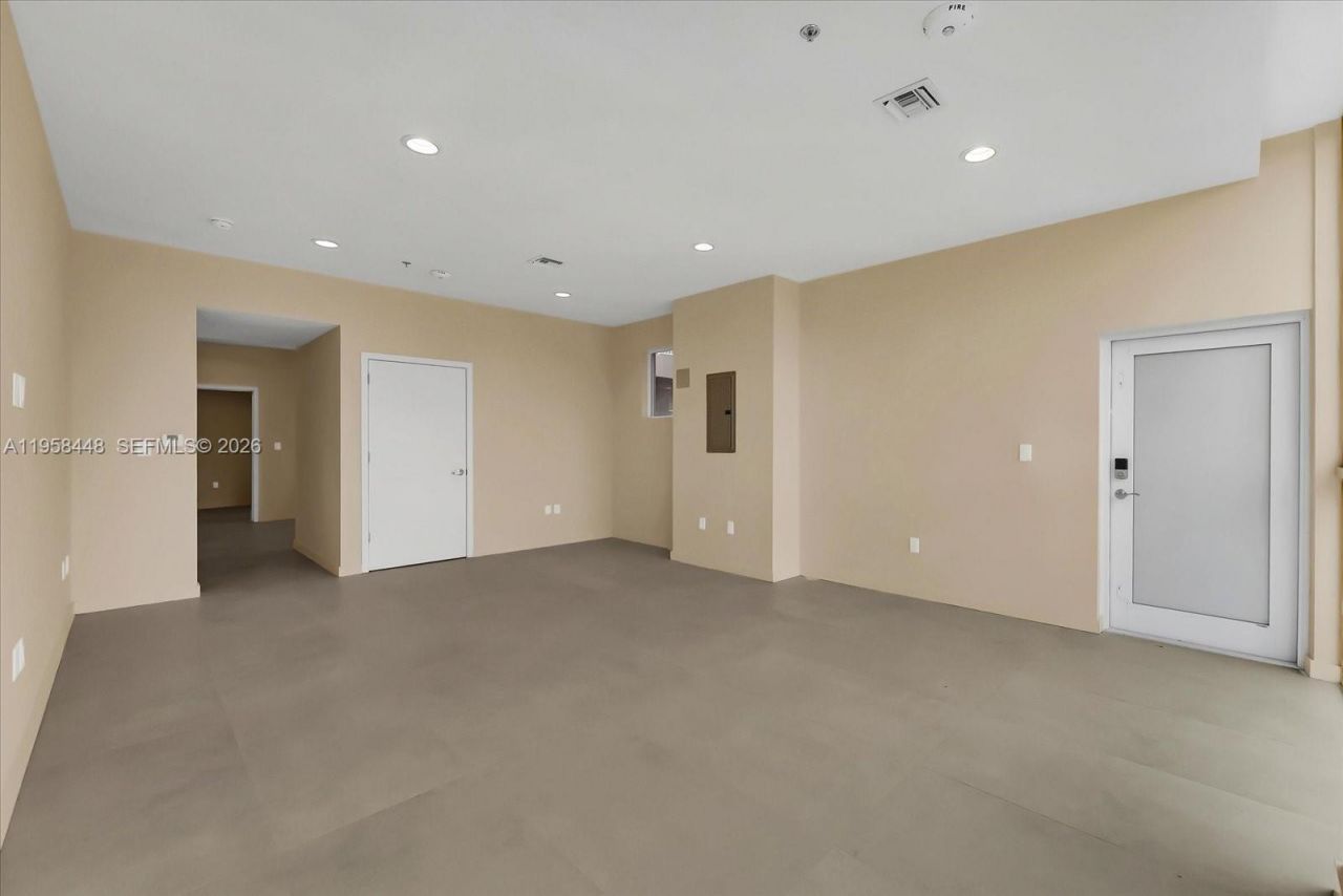 123 NW 14th St , Unit 302, Miami, FL 33136 Photo