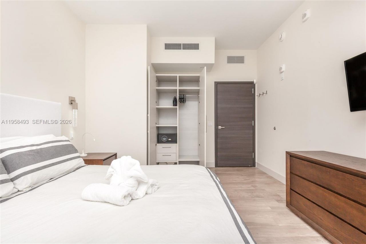 777 N Ocean Dr , Unit N329, Hollywood, FL 33019 Photo