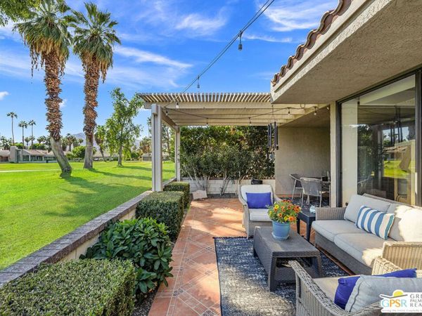 3020 Calle Loreto, Palm Springs, CA 92264