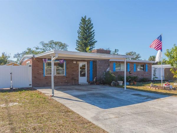 4102 W FAIRVIEW HEIGHTS, TAMPA, FL 33616