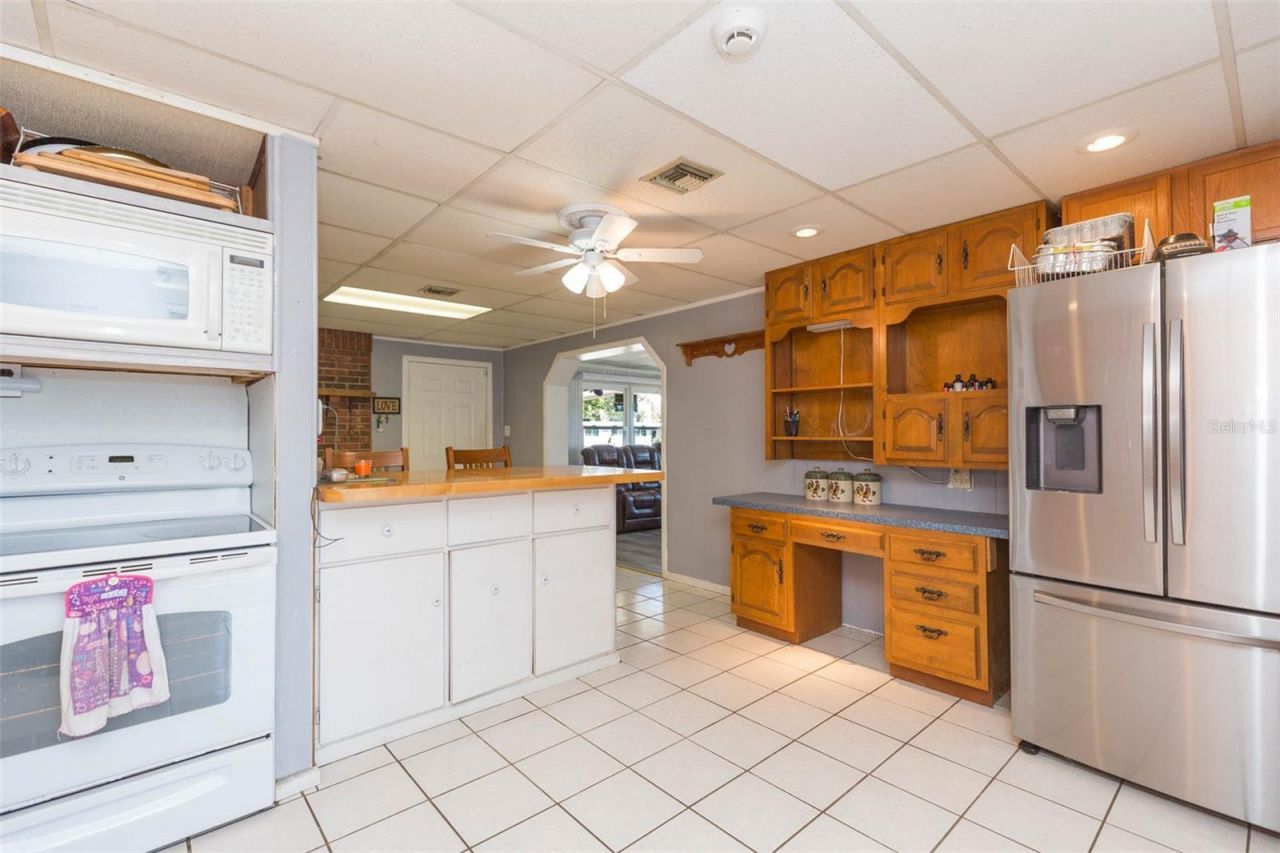 4102 W Fairview Heights, Tampa, FL 33616 Photo