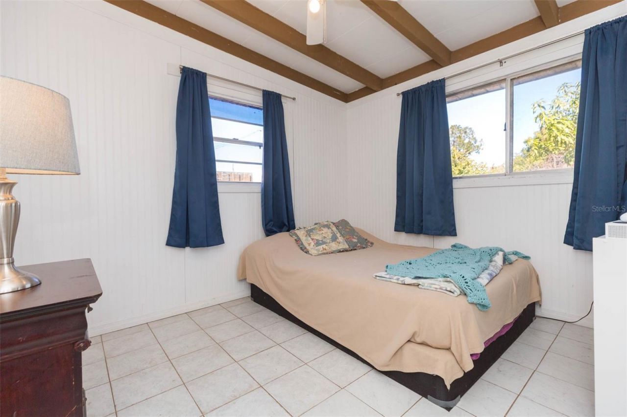 4102 W Fairview Heights, Tampa, FL 33616 Photo