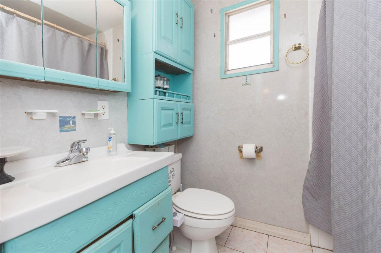 4102 W Fairview Heights, Tampa, FL 33616 Photo
