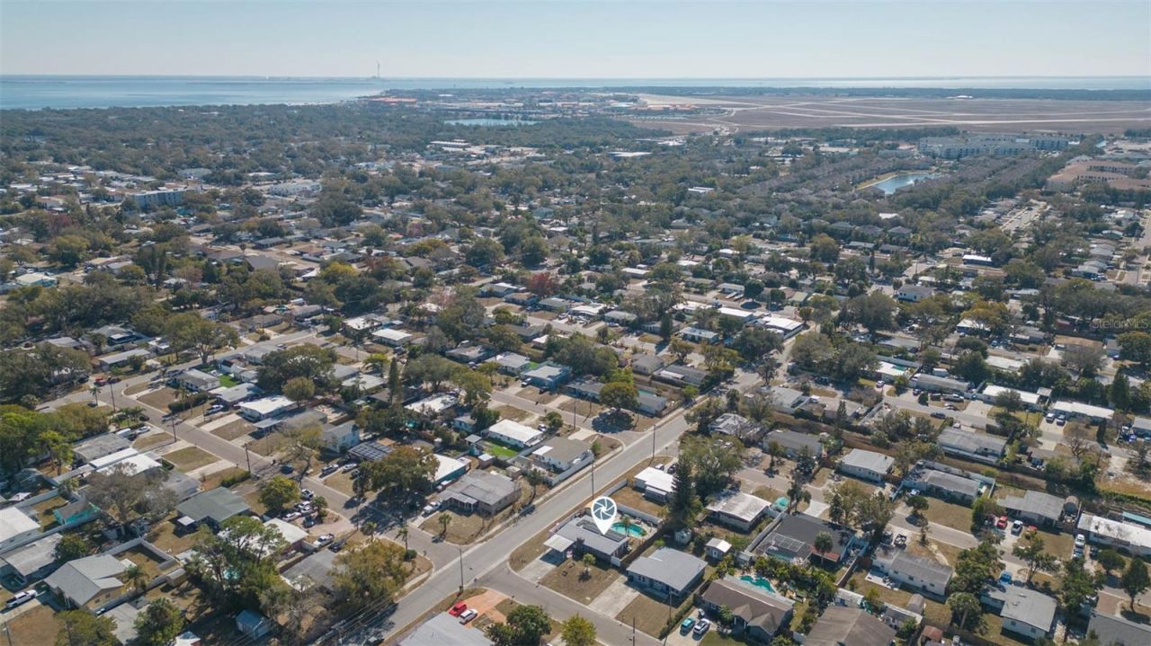 4102 W Fairview Heights, Tampa, FL 33616 Photo