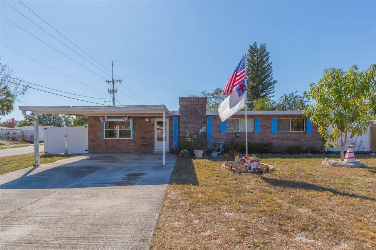 4102 W Fairview Heights, Tampa, FL 33616 Photo