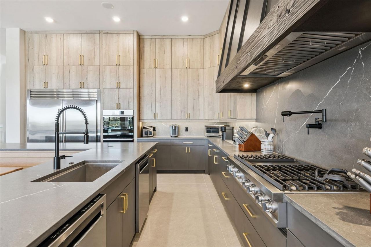 805 Golden Bear Drive, Reunion, FL 34747 Photo