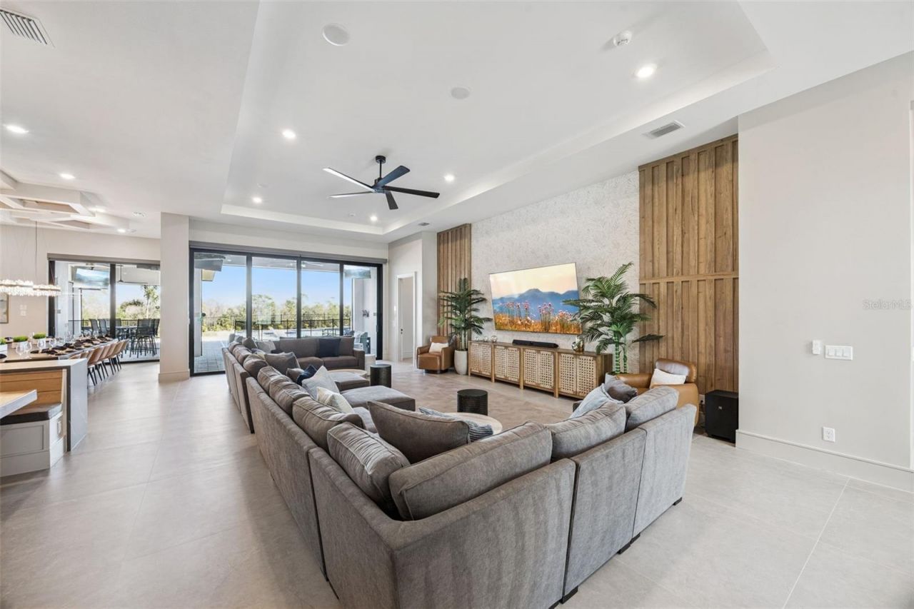 805 Golden Bear Drive, Reunion, FL 34747 Photo