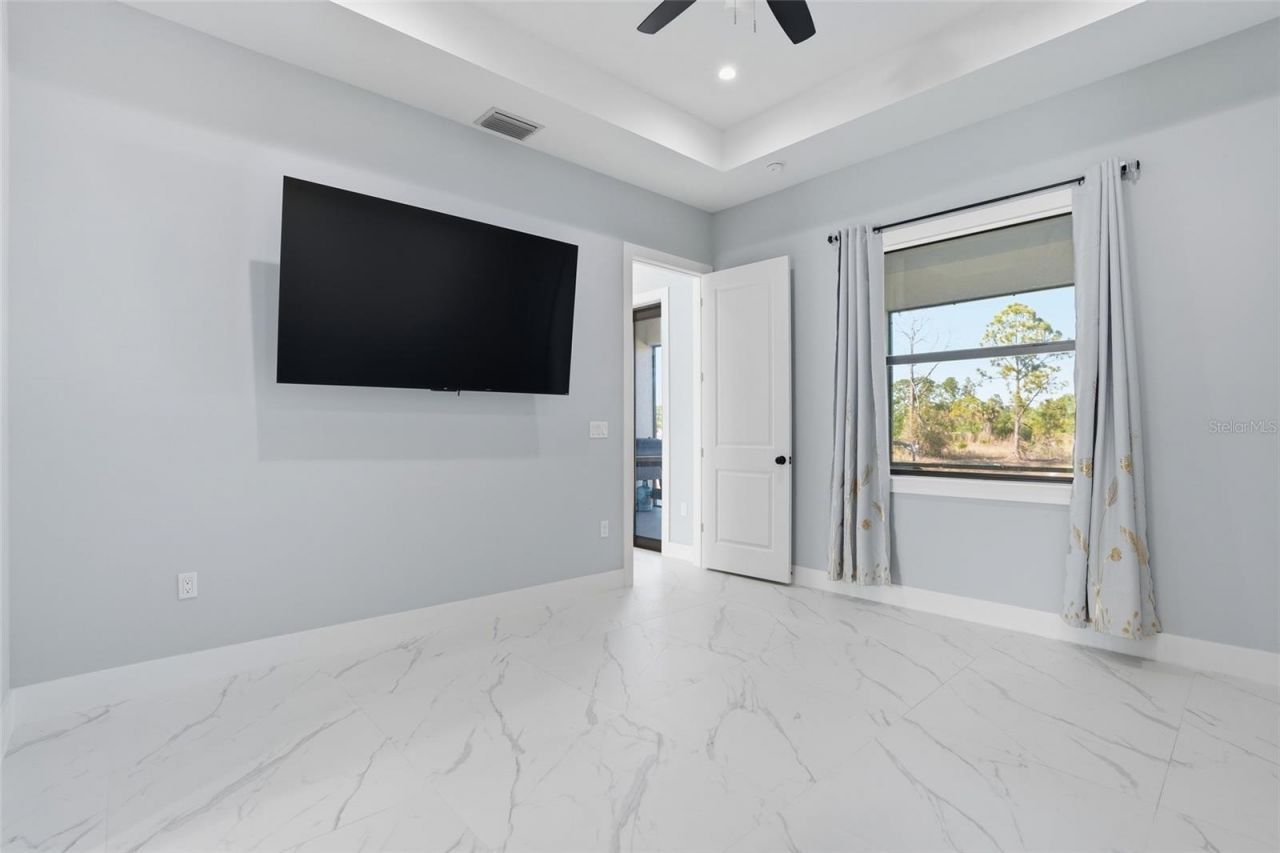 2415 56th Avenue Ne, Naples, FL 34120 Photo
