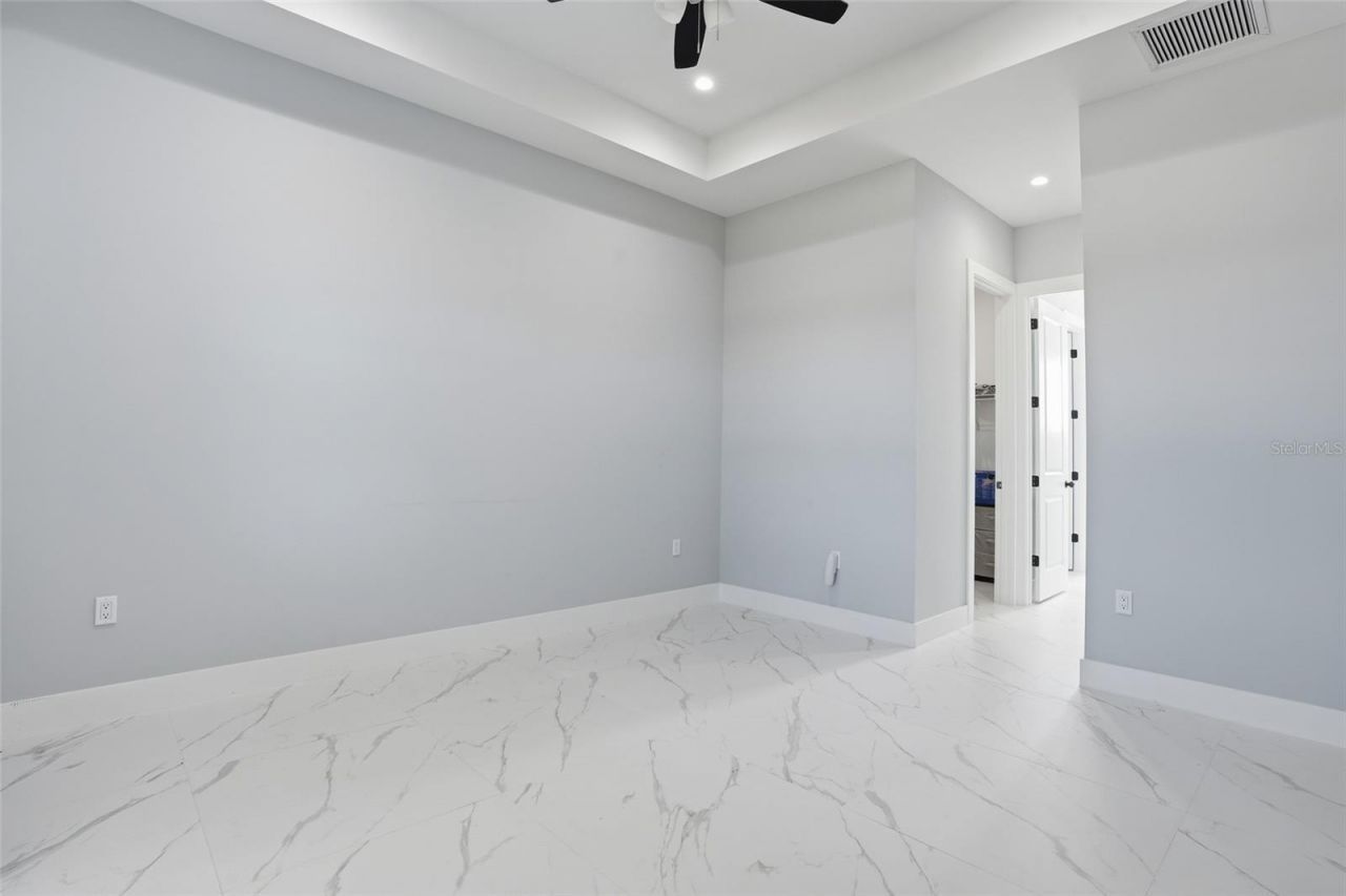 2415 56th Avenue Ne, Naples, FL 34120 Photo
