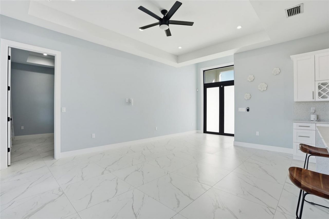 2415 56th Avenue Ne, Naples, FL 34120 Photo