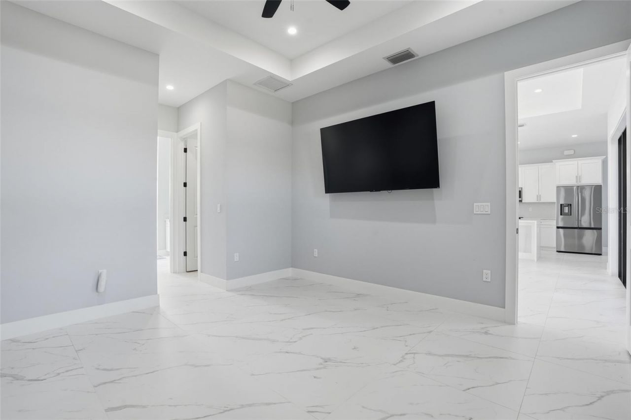 2415 56th Avenue Ne, Naples, FL 34120 Photo