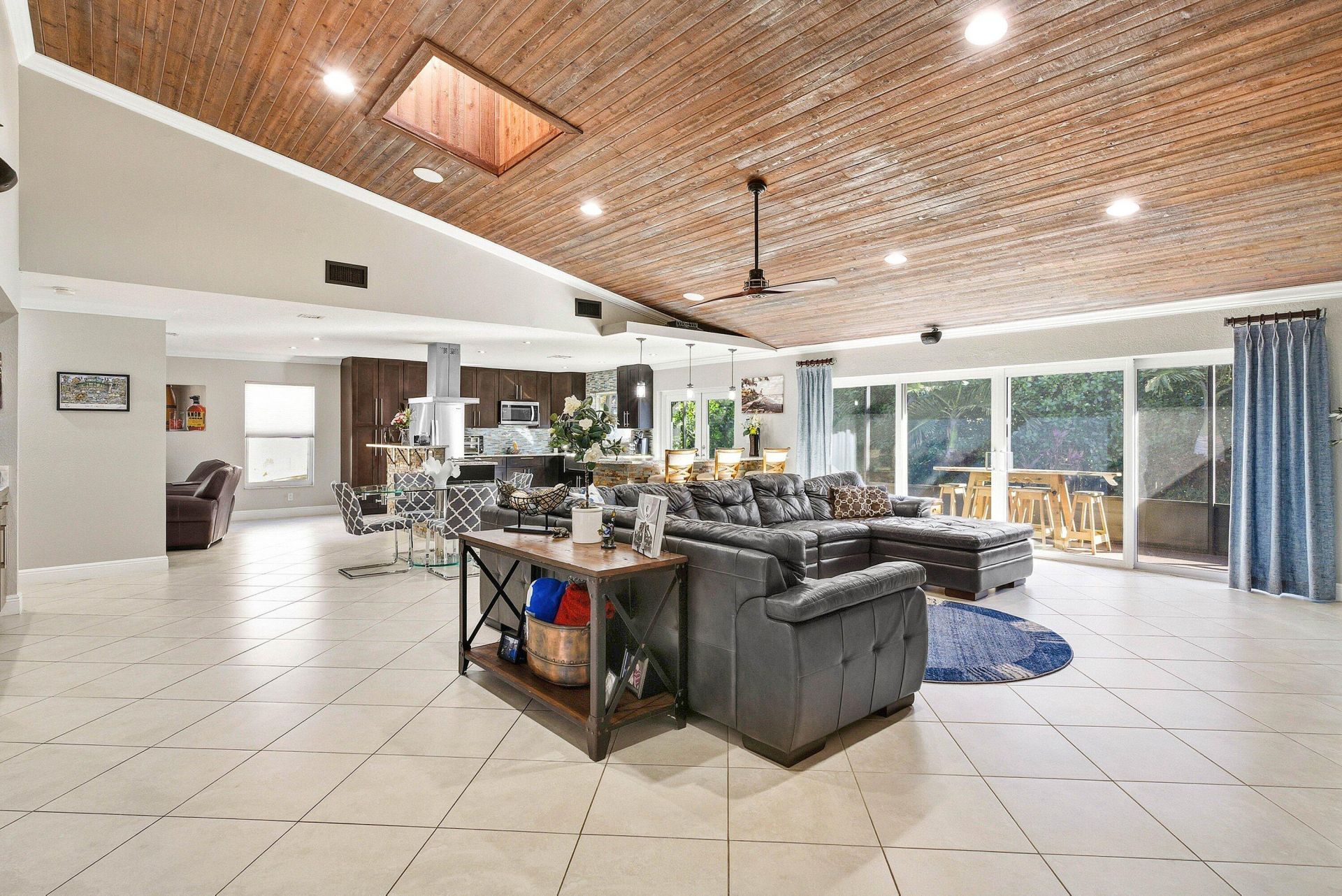 2412 SW 23rd Cranbrook Drive, Boynton Beach, FL 33436 Photo