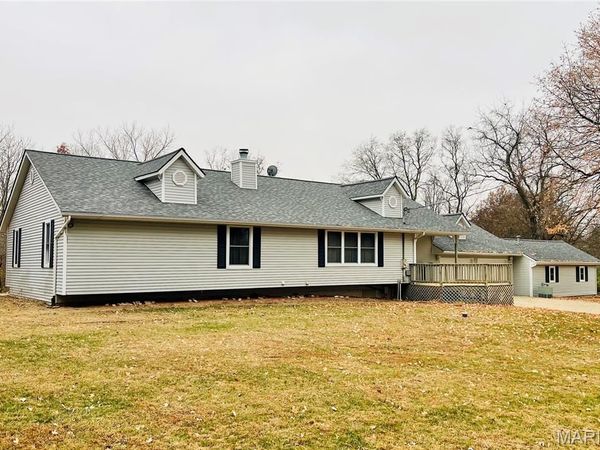 5511 Cedar Ridge Lane, Red Bud, IL 62278