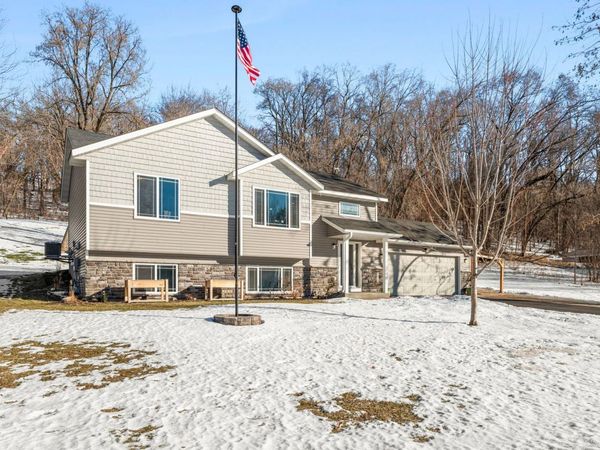 1572 Burg Avenue, Saint Paul, MN 55119