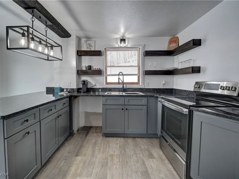 5796 St Rt 250, Beach City, OH 44608 Photo 21