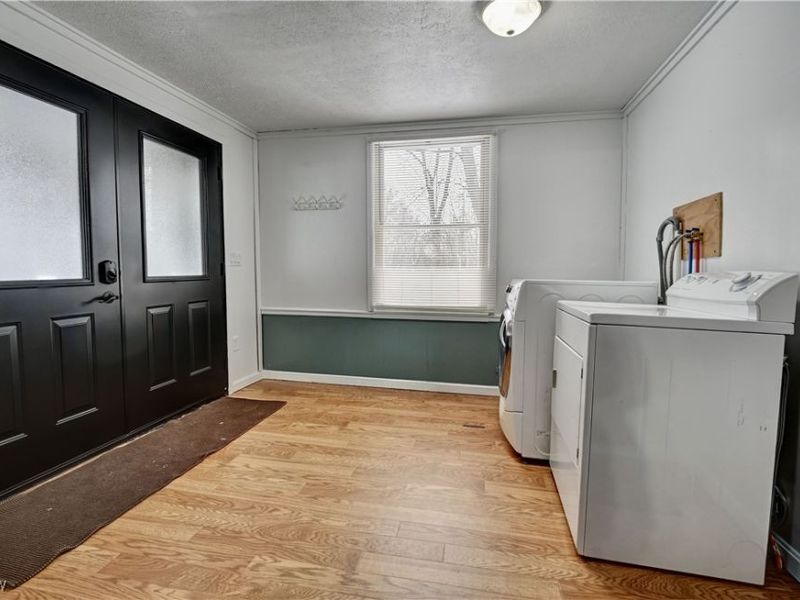 5796 St Rt 250, Beach City, OH 44608 Photo 6