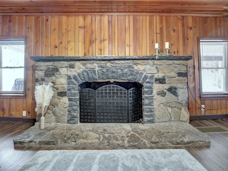 5796 St Rt 250, Beach City, OH 44608 Photo 8