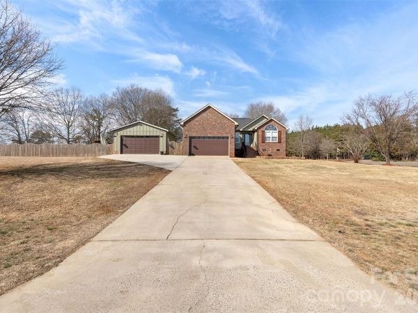 104 Heinz Road, Grover, NC 28073