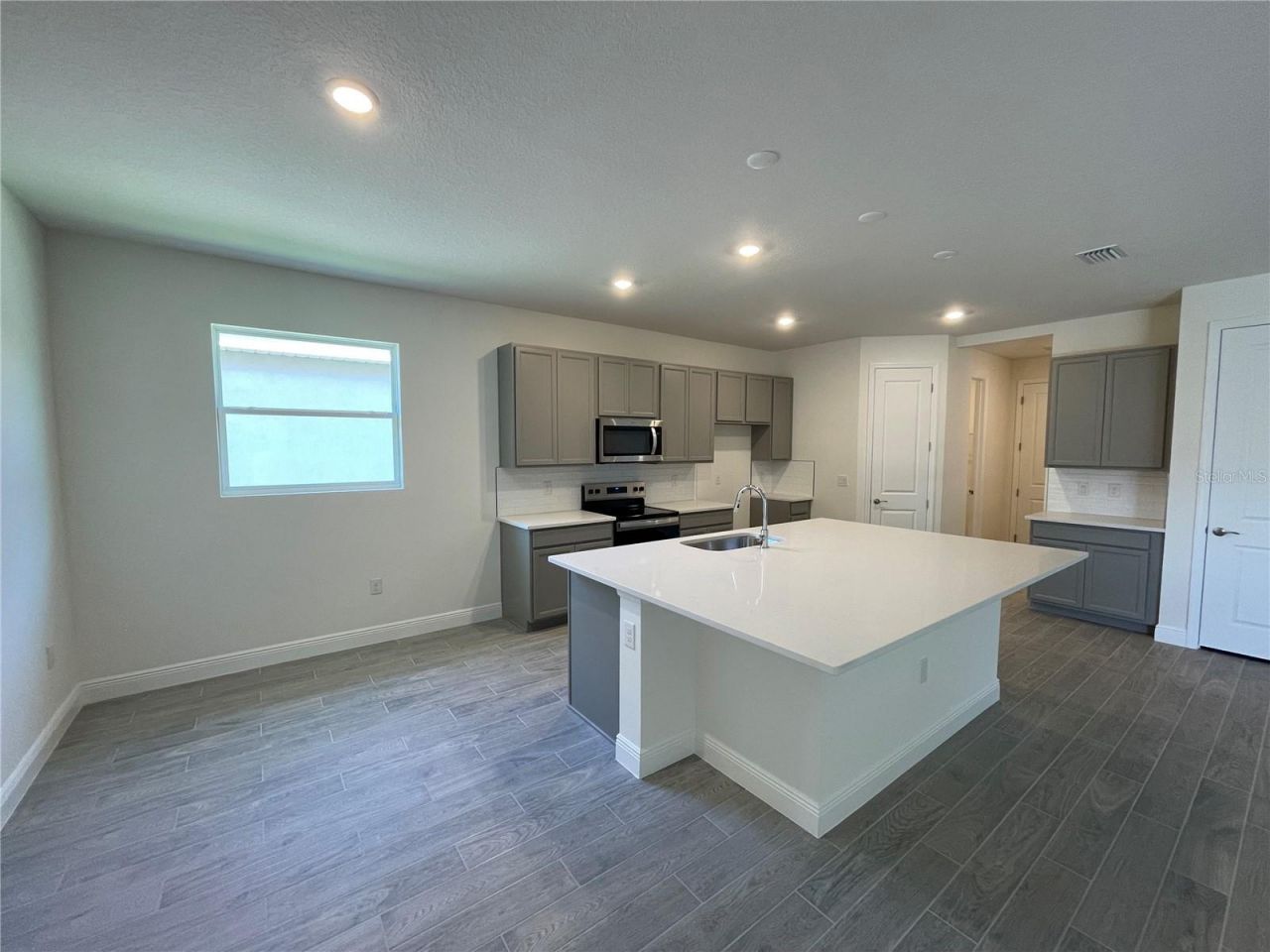 17374 Crisp Apple Lane, Land O Lakes, FL 34638 Photo