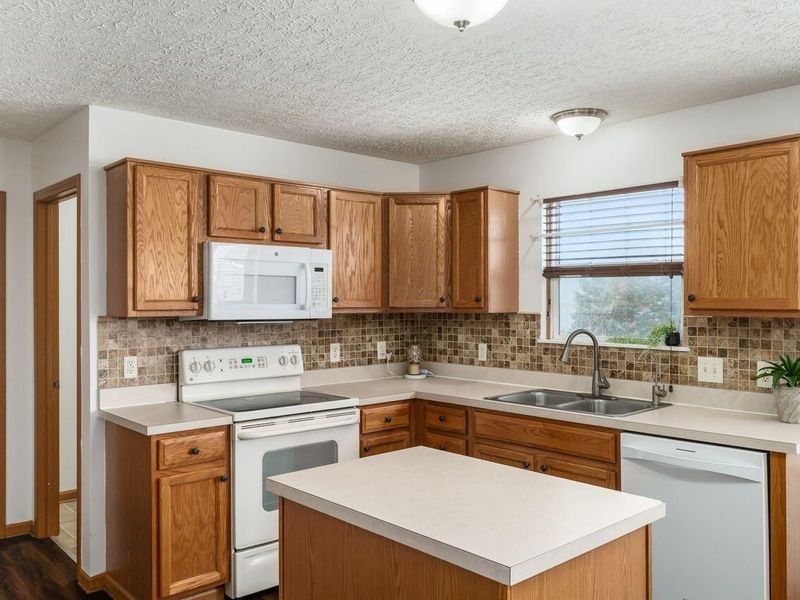 431 Vanderbuilt Street, Pickerington, OH 43147 Photo 10