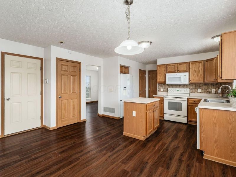 431 Vanderbuilt Street, Pickerington, OH 43147 Photo 14