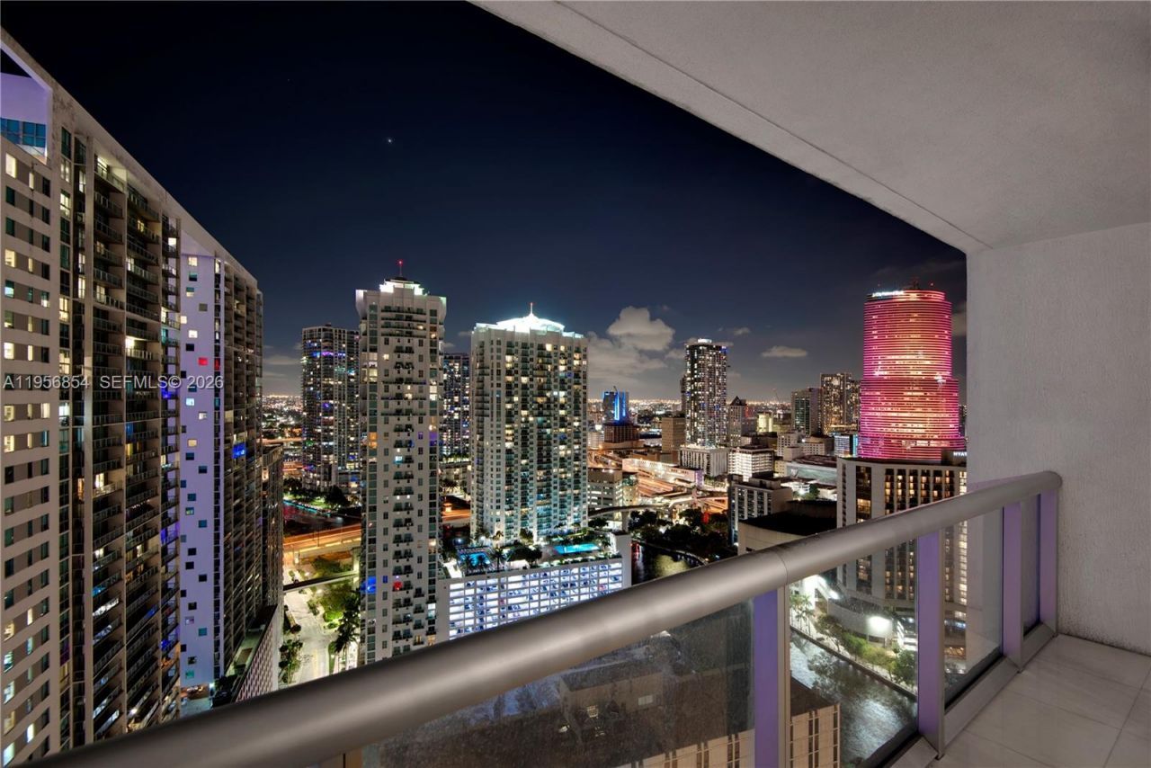 485 Brickell Ave, Unit 3208, Miami, FL 33131 Photo