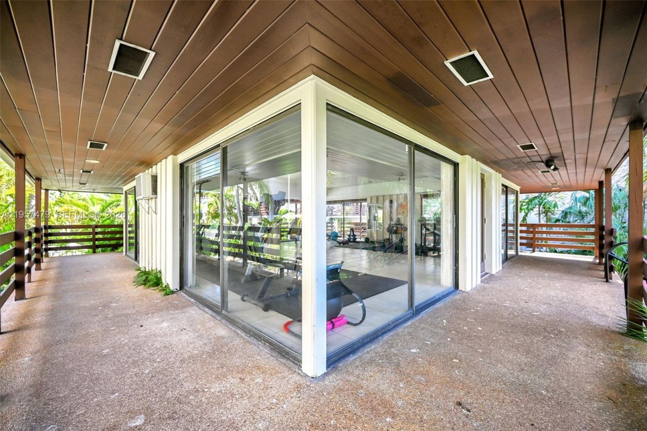 7483 SW 82nd St, Unit A101, Miami, FL 33143 Photo