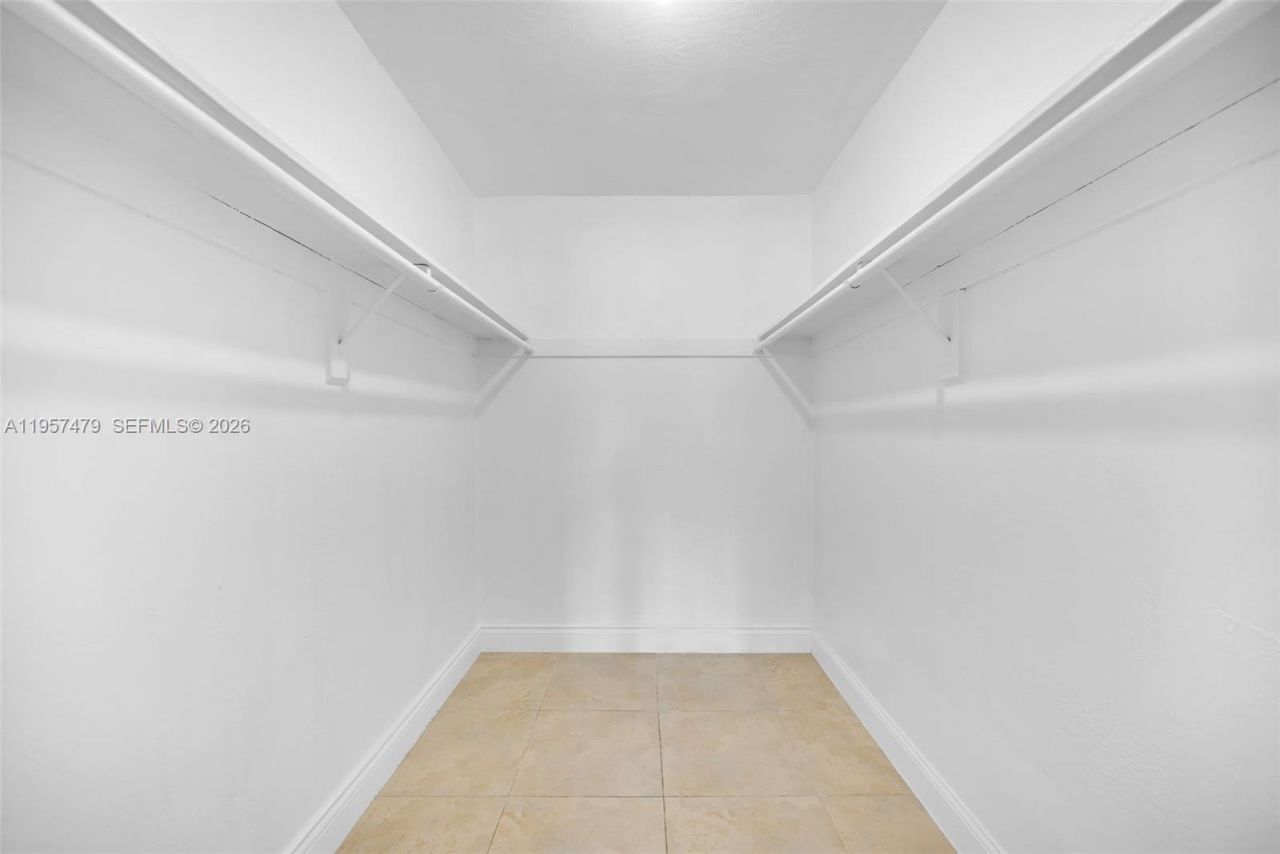 7483 SW 82nd St, Unit A101, Miami, FL 33143 Photo